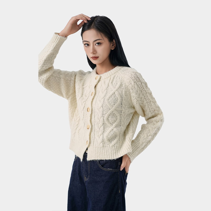 Miten neuletakit voivat täydentää erilaisia ​​asuja tai vartalotyyppejä?